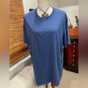 BLUE TEE